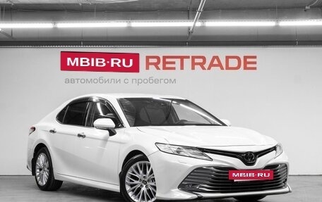 Toyota Camry, 2018 год, 2 799 000 рублей, 3 фотография
