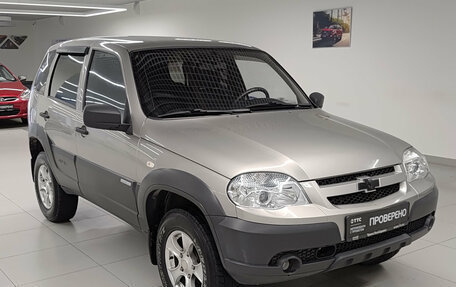 Chevrolet Niva I рестайлинг, 2014 год, 699 000 рублей, 3 фотография