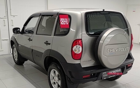 Chevrolet Niva I рестайлинг, 2014 год, 699 000 рублей, 8 фотография