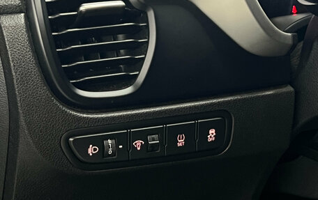 KIA Rio IV, 2021 год, 1 747 000 рублей, 13 фотография