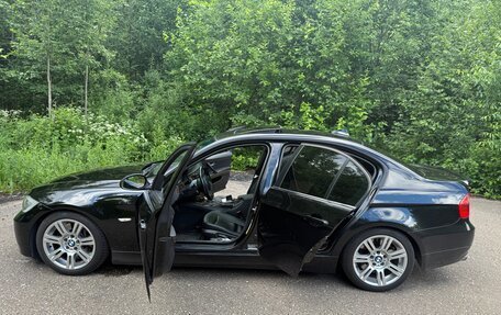 BMW 3 серия, 2005 год, 1 290 000 рублей, 22 фотография