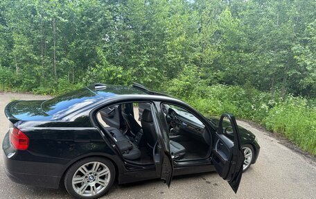 BMW 3 серия, 2005 год, 1 290 000 рублей, 35 фотография