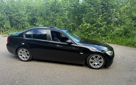 BMW 3 серия, 2005 год, 1 290 000 рублей, 38 фотография