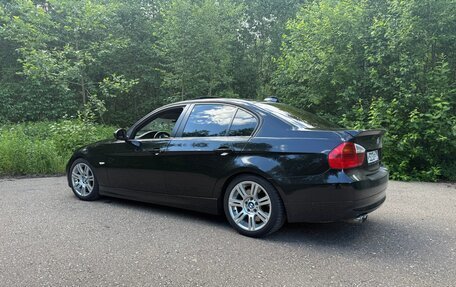 BMW 3 серия, 2005 год, 1 290 000 рублей, 40 фотография