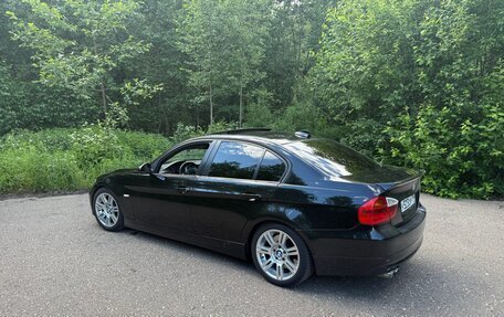 BMW 3 серия, 2005 год, 1 290 000 рублей, 39 фотография
