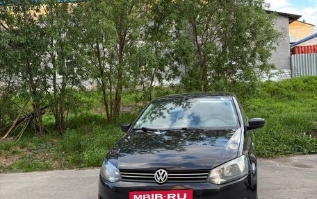 Volkswagen Polo VI (EU Market), 2014 год, 900 000 рублей, 2 фотография