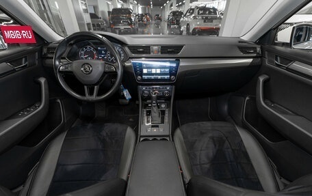 Skoda Superb III рестайлинг, 2018 год, 2 500 000 рублей, 8 фотография