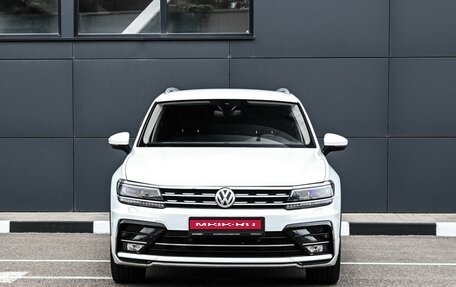 Volkswagen Tiguan II, 2019 год, 2 824 000 рублей, 3 фотография