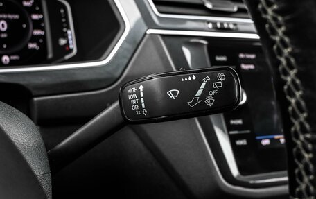 Volkswagen Tiguan II, 2019 год, 2 824 000 рублей, 13 фотография
