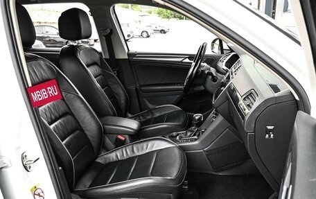 Volkswagen Tiguan II, 2019 год, 2 824 000 рублей, 8 фотография