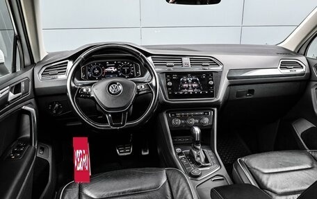 Volkswagen Tiguan II, 2019 год, 2 824 000 рублей, 6 фотография
