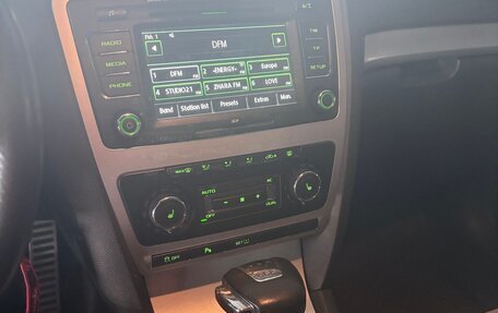 Skoda Octavia RS, 2011 год, 1 200 000 рублей, 14 фотография