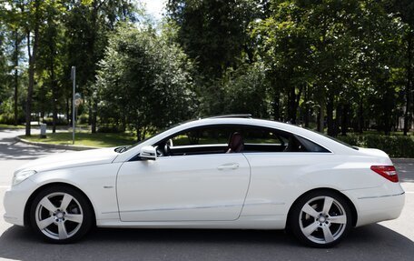 Mercedes-Benz E-Класс, 2010 год, 1 550 000 рублей, 8 фотография