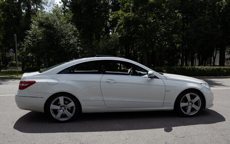 Mercedes-Benz E-Класс, 2010 год, 1 550 000 рублей, 4 фотография