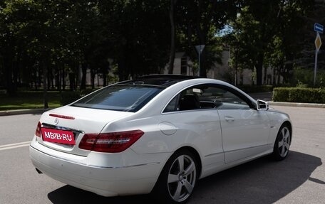 Mercedes-Benz E-Класс, 2010 год, 1 550 000 рублей, 5 фотография