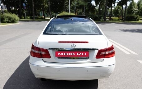 Mercedes-Benz E-Класс, 2010 год, 1 550 000 рублей, 6 фотография