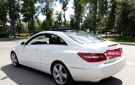 Mercedes-Benz E-Класс, 2010 год, 1 550 000 рублей, 7 фотография