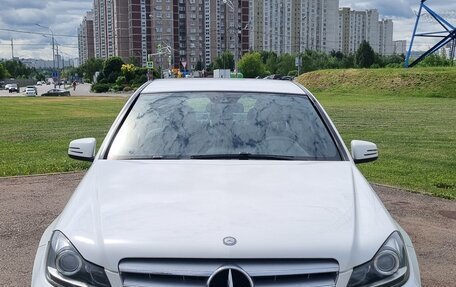 Mercedes-Benz C-Класс, 2013 год, 1 800 000 рублей, 1 фотография