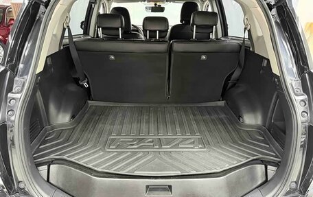 Toyota RAV4, 2019 год, 2 000 202 рублей, 13 фотография