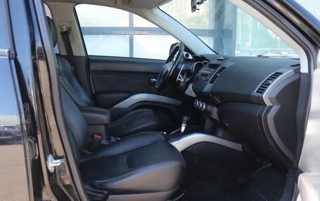 Mitsubishi Outlander III рестайлинг 3, 2007 год, 929 000 рублей, 12 фотография