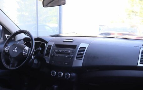 Mitsubishi Outlander III рестайлинг 3, 2007 год, 929 000 рублей, 13 фотография