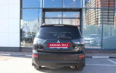 Mitsubishi Outlander III рестайлинг 3, 2007 год, 929 000 рублей, 4 фотография
