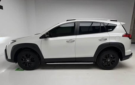Toyota RAV4, 2019 год, 2 045 202 рублей, 6 фотография
