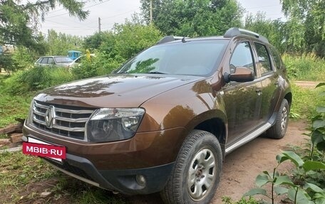 Renault Duster I рестайлинг, 2013 год, 1 000 000 рублей, 2 фотография