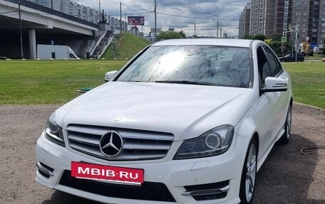 Mercedes-Benz C-Класс, 2013 год, 1 800 000 рублей, 3 фотография