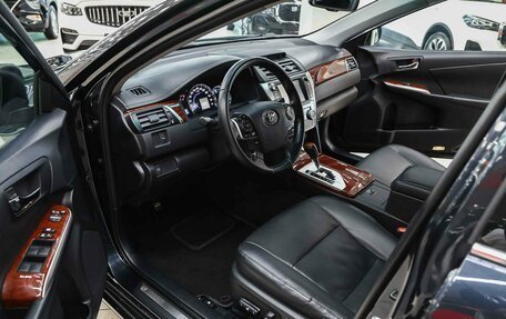 Toyota Camry, 2012 год, 1 350 000 рублей, 8 фотография