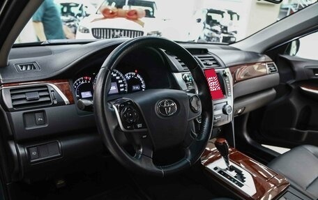 Toyota Camry, 2012 год, 1 350 000 рублей, 9 фотография