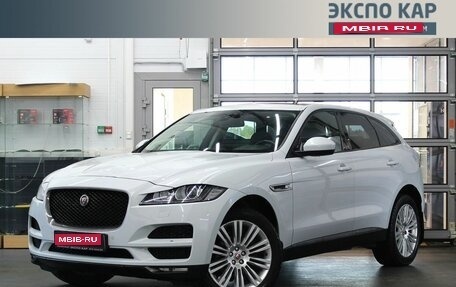Jaguar F-Pace, 2016 год, 1 980 000 рублей, 1 фотография