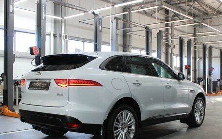 Jaguar F-Pace, 2016 год, 1 980 000 рублей, 5 фотография
