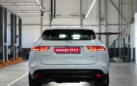 Jaguar F-Pace, 2016 год, 1 980 000 рублей, 6 фотография