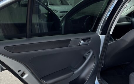 Volkswagen Jetta VI, 2012 год, 1 200 000 рублей, 15 фотография