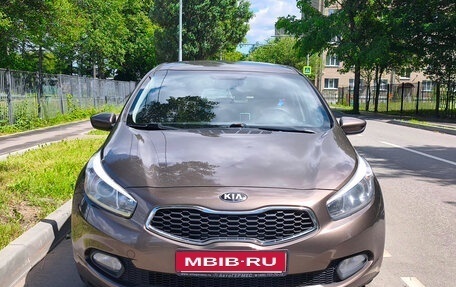 KIA cee'd III, 2013 год, 1 380 000 рублей, 3 фотография
