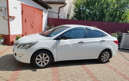 Hyundai Solaris II рестайлинг, 2016 год, 900 000 рублей, 6 фотография