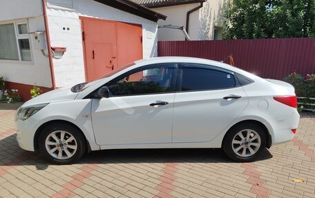 Hyundai Solaris II рестайлинг, 2016 год, 900 000 рублей, 7 фотография