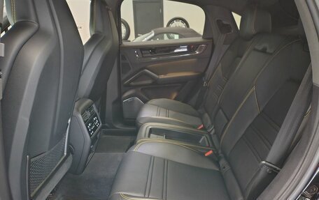 Porsche Cayenne III, 2025 год, 26 690 000 рублей, 33 фотография