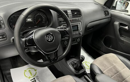Volkswagen Polo VI (EU Market), 2017 год, 1 095 000 рублей, 9 фотография