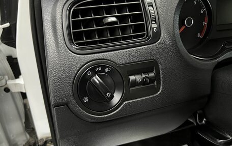 Volkswagen Polo VI (EU Market), 2017 год, 1 095 000 рублей, 18 фотография