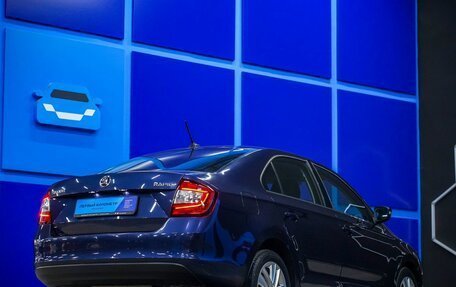 Skoda Rapid I, 2017 год, 900 000 рублей, 6 фотография