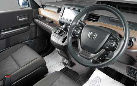 Honda Freed II, 2020 год, 1 829 000 рублей, 8 фотография