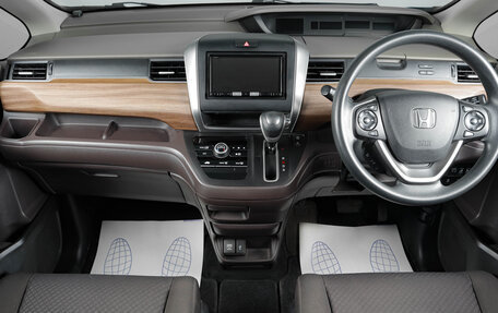 Honda Freed II, 2020 год, 1 829 000 рублей, 13 фотография