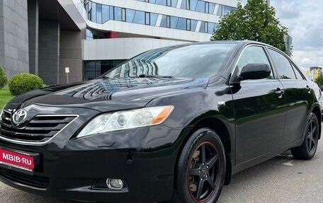 Toyota Camry, 2007 год, 1 300 000 рублей, 1 фотография