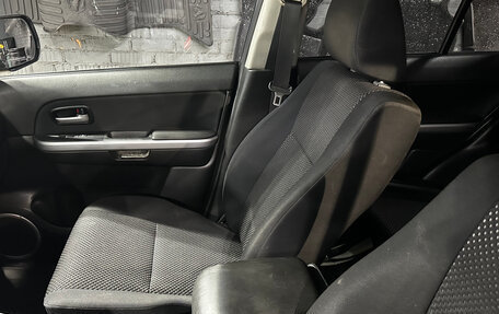 Suzuki Grand Vitara, 2005 год, 550 000 рублей, 23 фотография