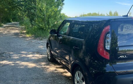 KIA Soul II рестайлинг, 2016 год, 1 300 000 рублей, 6 фотография
