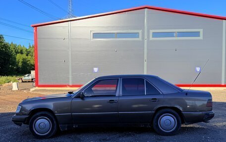 Mercedes-Benz E-Класс, 1992 год, 150 000 рублей, 5 фотография