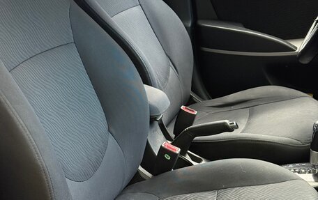 Hyundai Solaris II рестайлинг, 2011 год, 870 000 рублей, 12 фотография