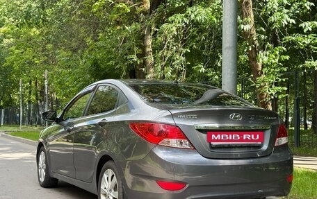 Hyundai Solaris II рестайлинг, 2011 год, 870 000 рублей, 5 фотография